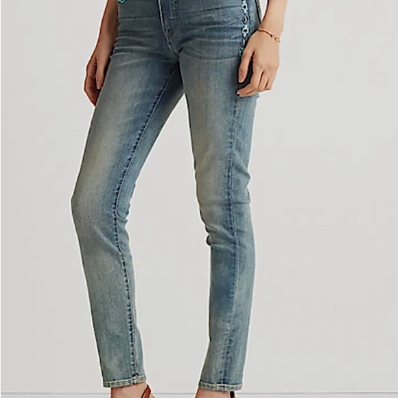 Lauren Ralph Lauren Mojave Blue Wash Jeans - Picture 13 of 15